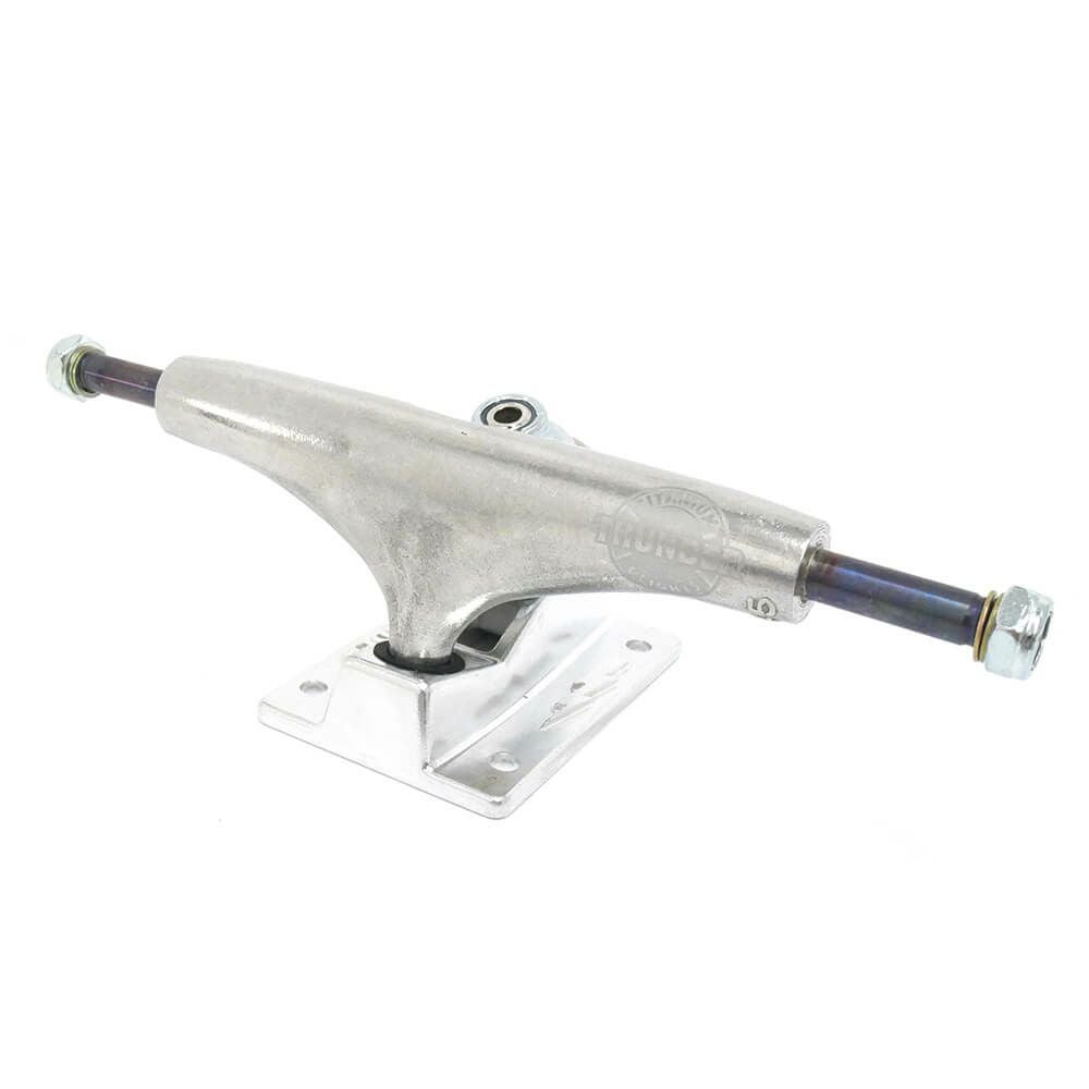 THUNDER TRUCK サンダー トラック TITANIUM LIGHTS 3 145 HI シルバー