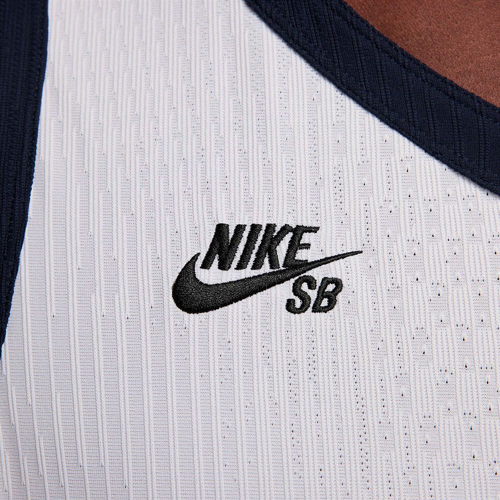 セール・XXLサイズのみ）NIKE SB TANKTOP ナイキSB タンクトップ USA