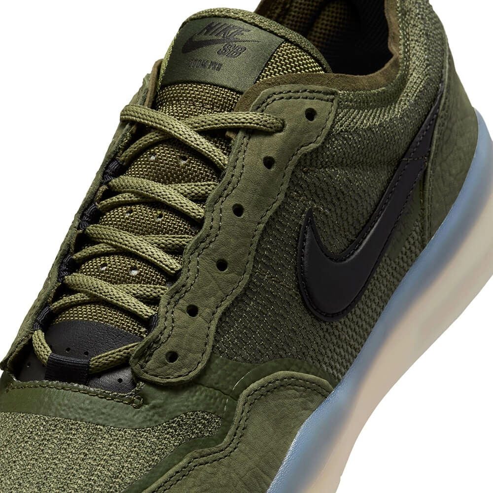 セール・25.5cmのみ）NIKE SB SHOES ナイキSB シューズ スニーカー PS8