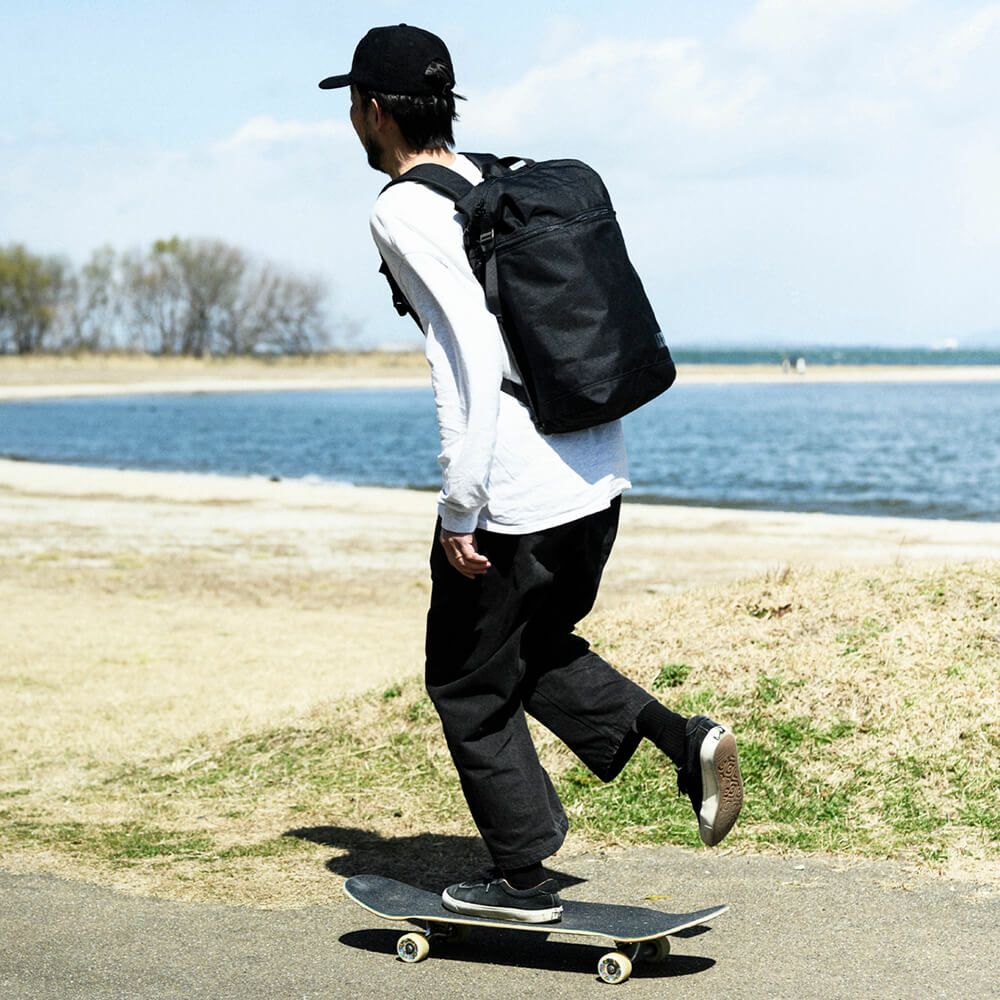 vaga スケボーバッグ スケートボード収納可能 VAGA BACKPACK バガ バッグ バックパック