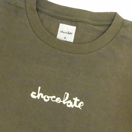 （アウトレット価格 6,380円 → 4,990円）CHOCOLATE T-SHIRT チョコレート Tシャツ CHUNK OLIVE サイズが小さい（Lサイズ規格） スケートボード スケボー　2