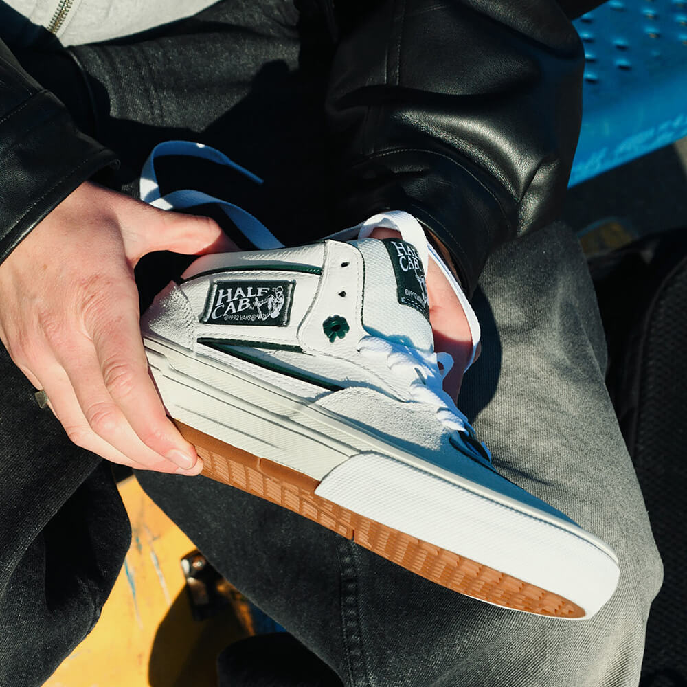 VANS SHOES バンズ シューズ スニーカー ハーフキャブ SKATE HALF CAB WAFFLECUP UNA WHITE/GUM（US企画） スケートボード スケボー 10